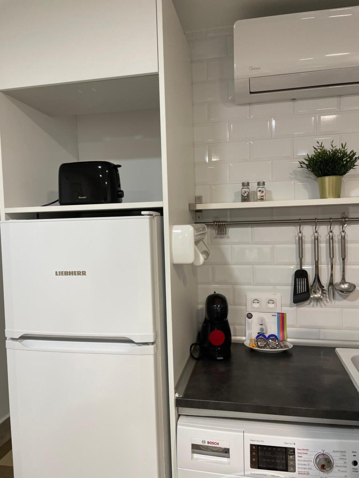 C1 Madrid, Zona Exclusiva Appartement Buitenkant foto