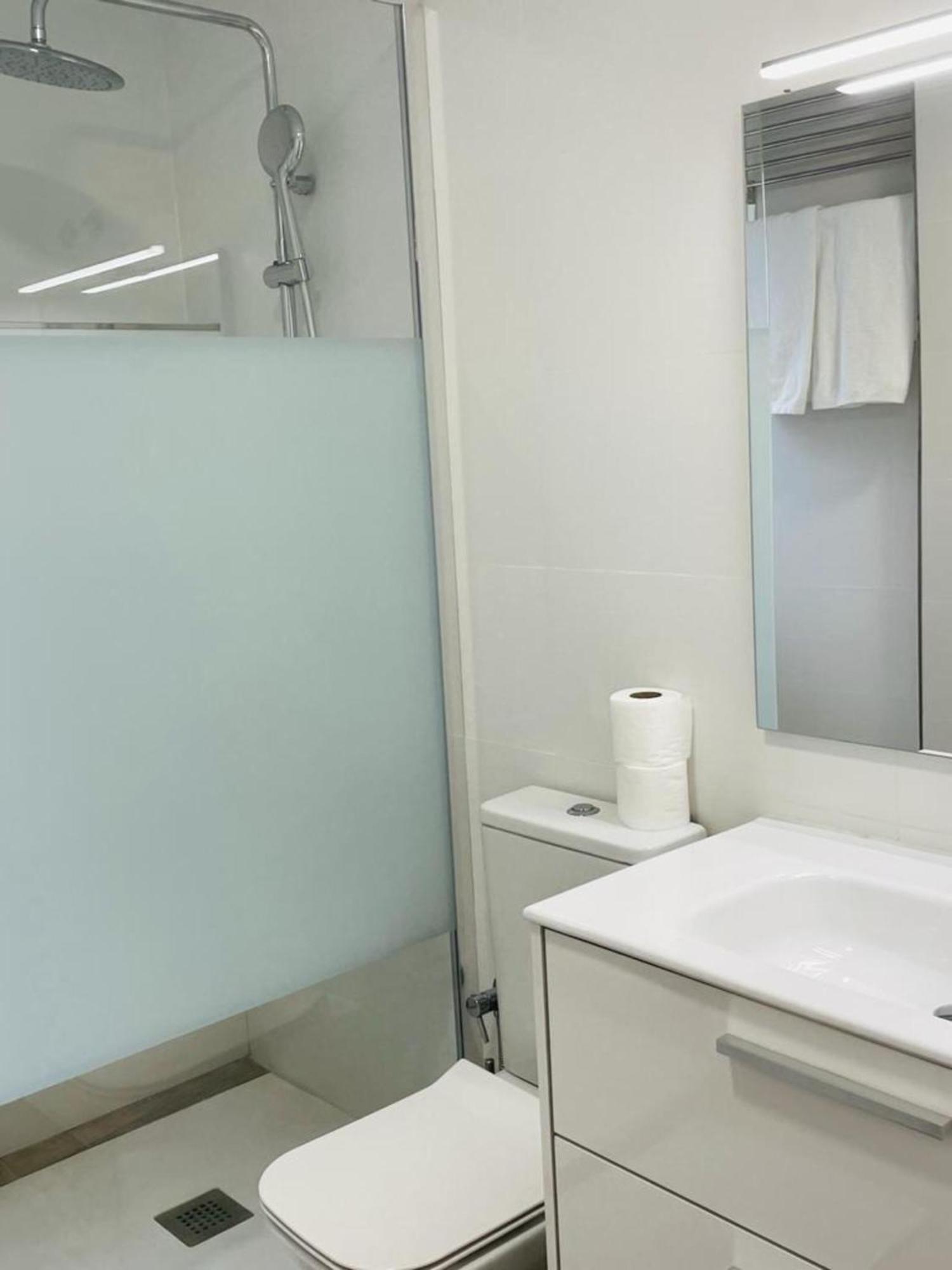 C1 Madrid, Zona Exclusiva Appartement Buitenkant foto